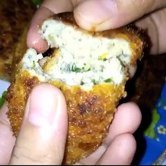 A picture of Chicken Hary Bhary Kabab.