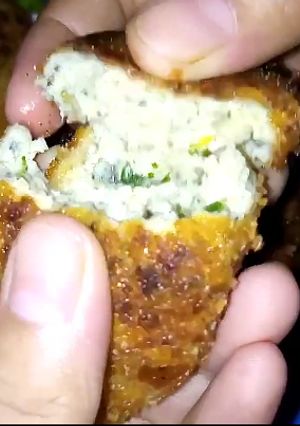 A picture of Chicken Hary Bhary Kabab.