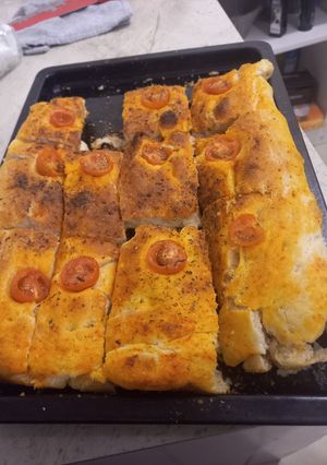 Una foto de Focaccia Pimentón albahaca