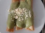 Una foto de tacos de aguacate