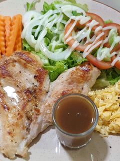 รูปของ สเต็กอกไก่ไข่คน