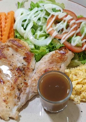 รูปของ สเต็กอกไก่ไข่คน