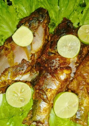 A picture of Fried Fish🐳🐋😜😛🤤.