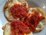 Telur mata sapi balado