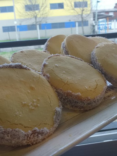 Una foto de Alfajores de maicena (para celíacos)