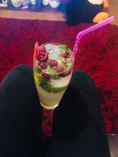 Una foto de Mojito frambuesa 🌸🌟