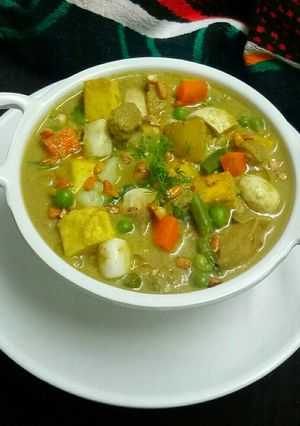 A picture of Vegetable korma.