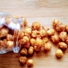 A picture of Chaana munch.