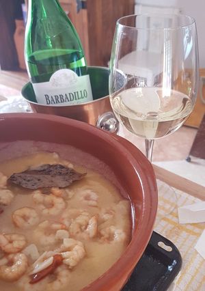Una foto de Gambas al ajillo