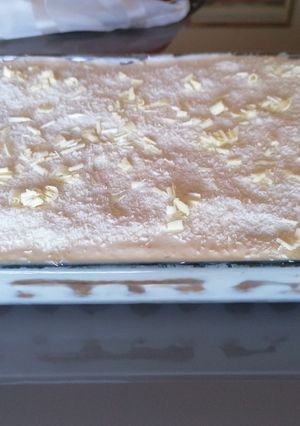 Foto di Tiramisù con mousse di cioccolato bianco e cocco
