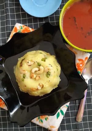 ગ્રીન પીસ ઉપમા રેસીપી મુખ્ય ફોટો
