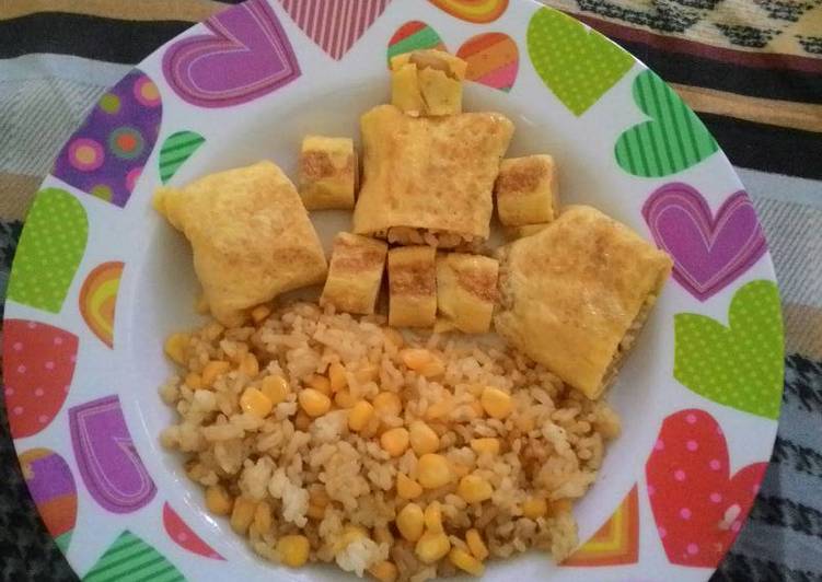 Cara mudah memasak #Sarapan || Nasi Goreng Gulung Telur Dadar dan Sosis, Enak Banget