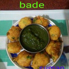 Moth ki dal ke pokode (bade) A picture of Moth ki dal ke pokode (bade).