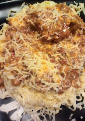 Una foto de Tallarines caseros con tuco de pollo para Pascuas