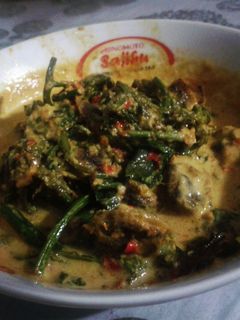 Foto resep Gulai Pakis