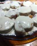 Matambrito gratinado relleno de choris y ensalada de remolacha