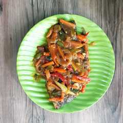 รูปของ Gurameh asam pedas manis