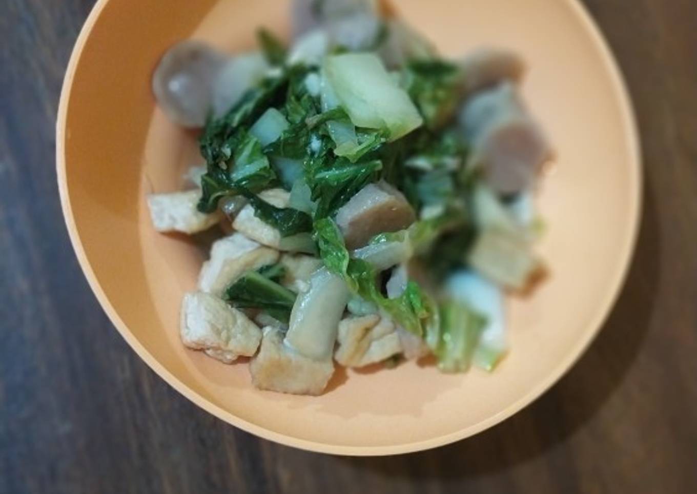 Tumis sawi putih bakso Dan tahu