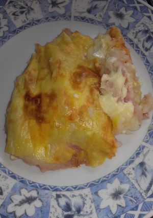 Una foto de Pastel de papa, jamón y queso