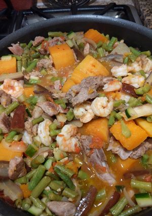 A picture of Filipino Pakbet.