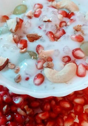 A picture of Sabudana Fruits delight.