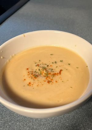 A picture of Slow Cooker Butternut Squash Soup.