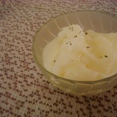 A picture of Toum - Middle Eastern Garlic Sauce.