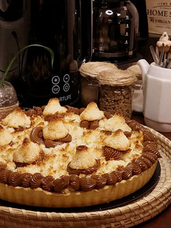 Una foto de Tarta de dulce de leche y coco
