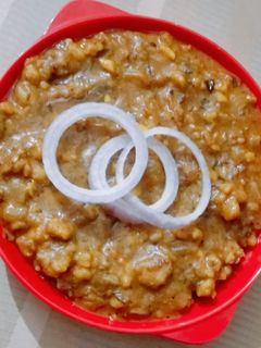 बेसन गुठली करी (besan gutli curry recipe in Hindi) रेसिपी मुख्य फोटो