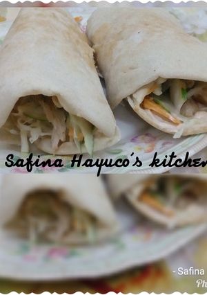 A picture of Home made shawarma.