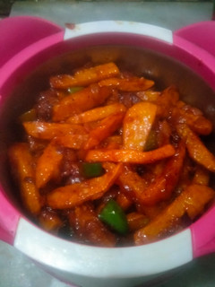 चिल्ली पोटैटो(chilli potato recipe in hindi) रेसिपी मुख्य फोटो