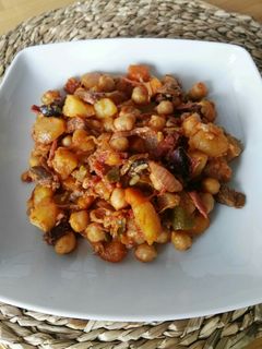 Una foto de Ropa vieja de cocido madrileño
