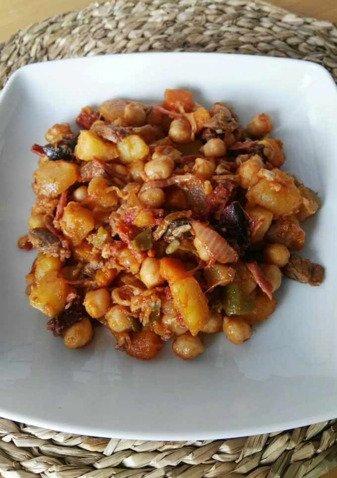 Una foto de Ropa vieja de cocido madrileño