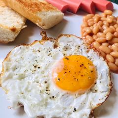 A picture of Crispy-edged Fried Egg.