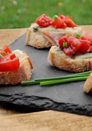 Une photo de Tartines tomates gorgonzola
