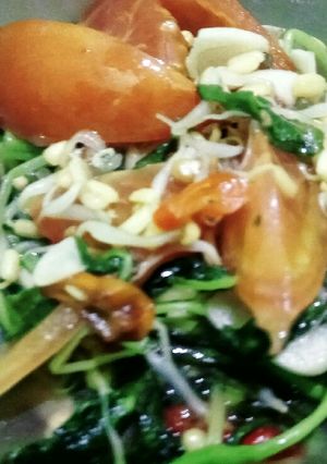 Foto resep Tumis bayam toge