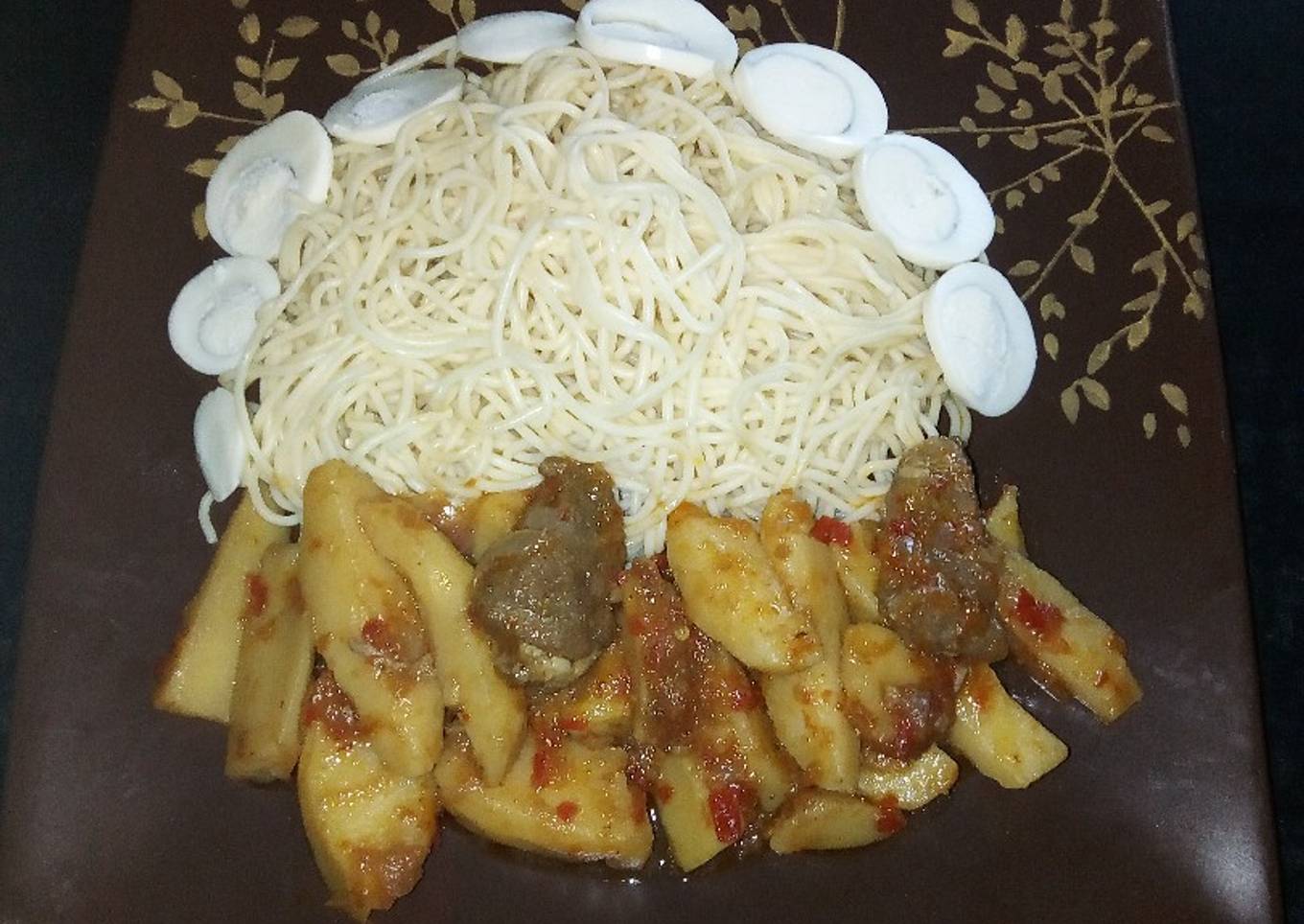 White spaghetti with Irish sauce