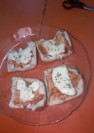 Una foto de Pizza de pan