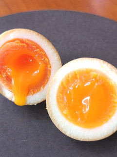 Foto di Ajitama - Uova sode morbide giapponesi per il Ramen