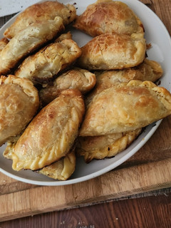 Una foto de Empanadas de carne bien jugosas