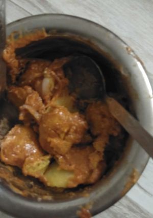A picture of Dum aloo.