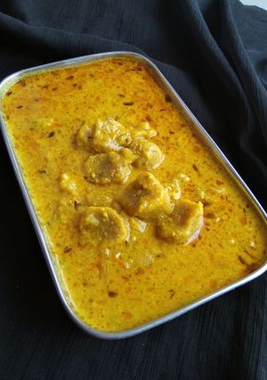 બેસન ગટ્ટા ની સબ્જી (besan gatta sabzi recipe in gujarati) રેસીપી મુખ્ય ફોટો