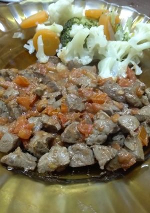 A picture of Fried liver(maini) with vegetables#mashujaarecipe.