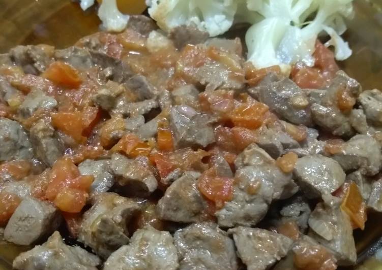 Simple Way to Prepare Super Quick Homemade Fried liver(maini) with vegetables#mashujaarecipe