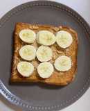 Bánh mỳ bơ đậu phộng chuối- diet