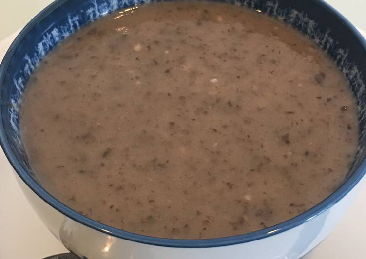 Super Yummy Easy Mushroom Soup