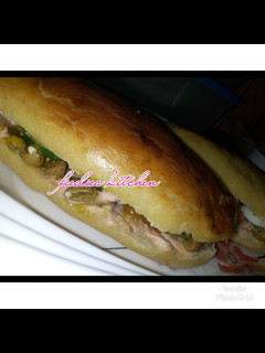 A picture of Sandwich bread.