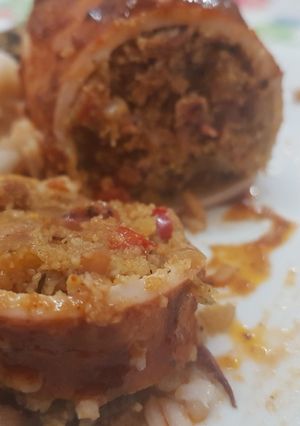 Una foto de Calamares rellenos con timbal de arroz