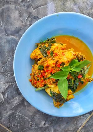 Foto resep Ayam Masak Kemangi (Woku)