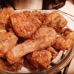 A picture of Coated chicken.